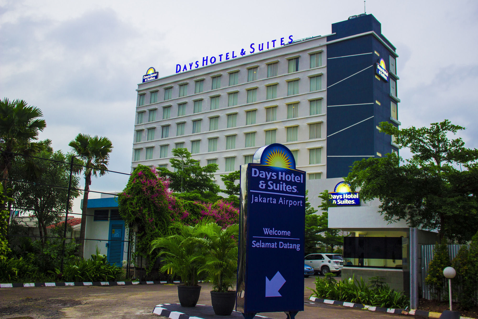 Days Hotel & Suites By Wyndham Jakarta Airport Τάνγκερανγκ Εξωτερικό φωτογραφία